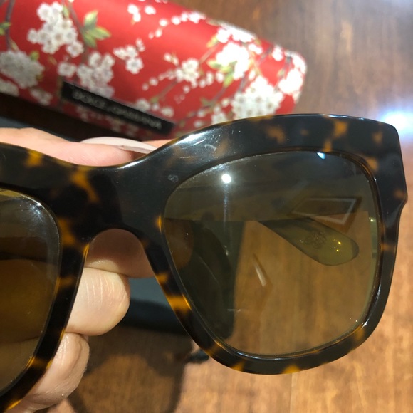 Dolce & Gabbana Sunglasses - Picture 3 of 5